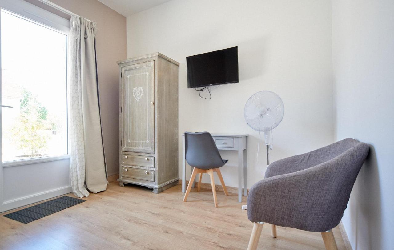 Hotel Carre Saint Pierre&Restaurant à Marey-les-Fussey Extérieur photo