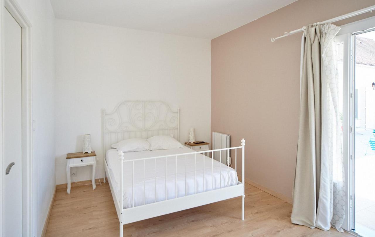 Hotel Carre Saint Pierre&Restaurant à Marey-les-Fussey Extérieur photo
